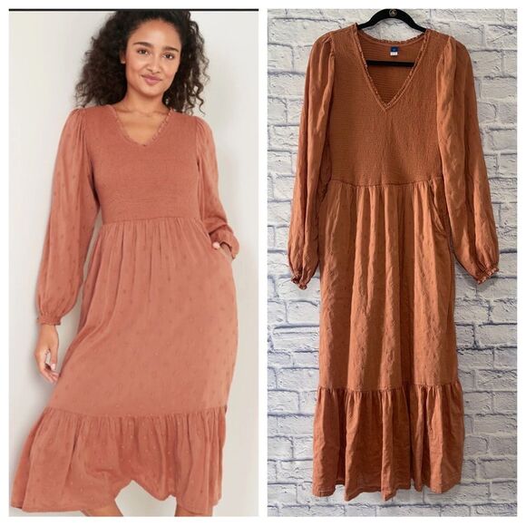 Old Navy LongSleeve Fit & Flare Smocked Clip-Dot Midi Dress Warm Hickory M tall - Picture 1 of 14